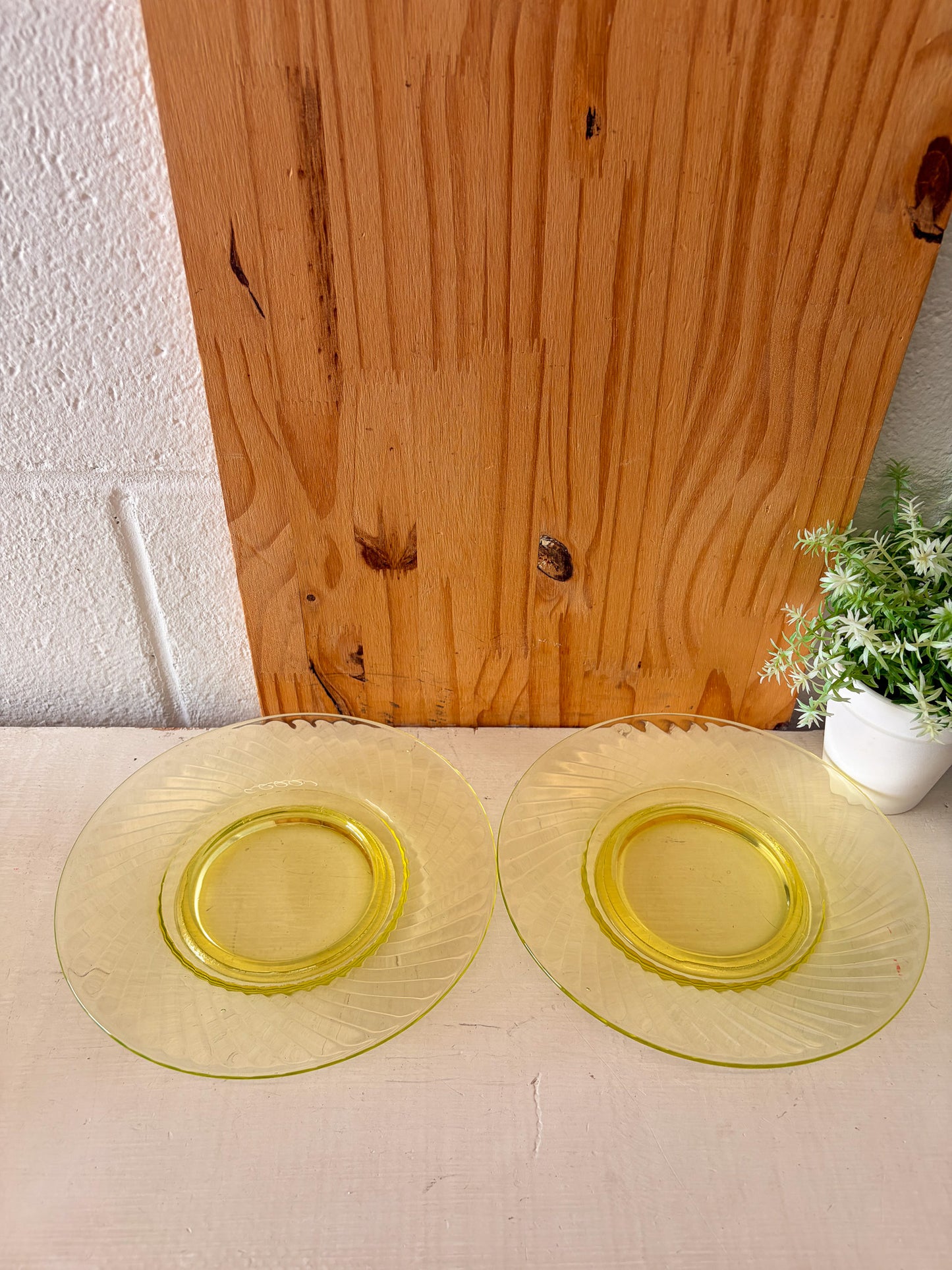 Set of Four Uranium Plates (Local Pick Up Only)
