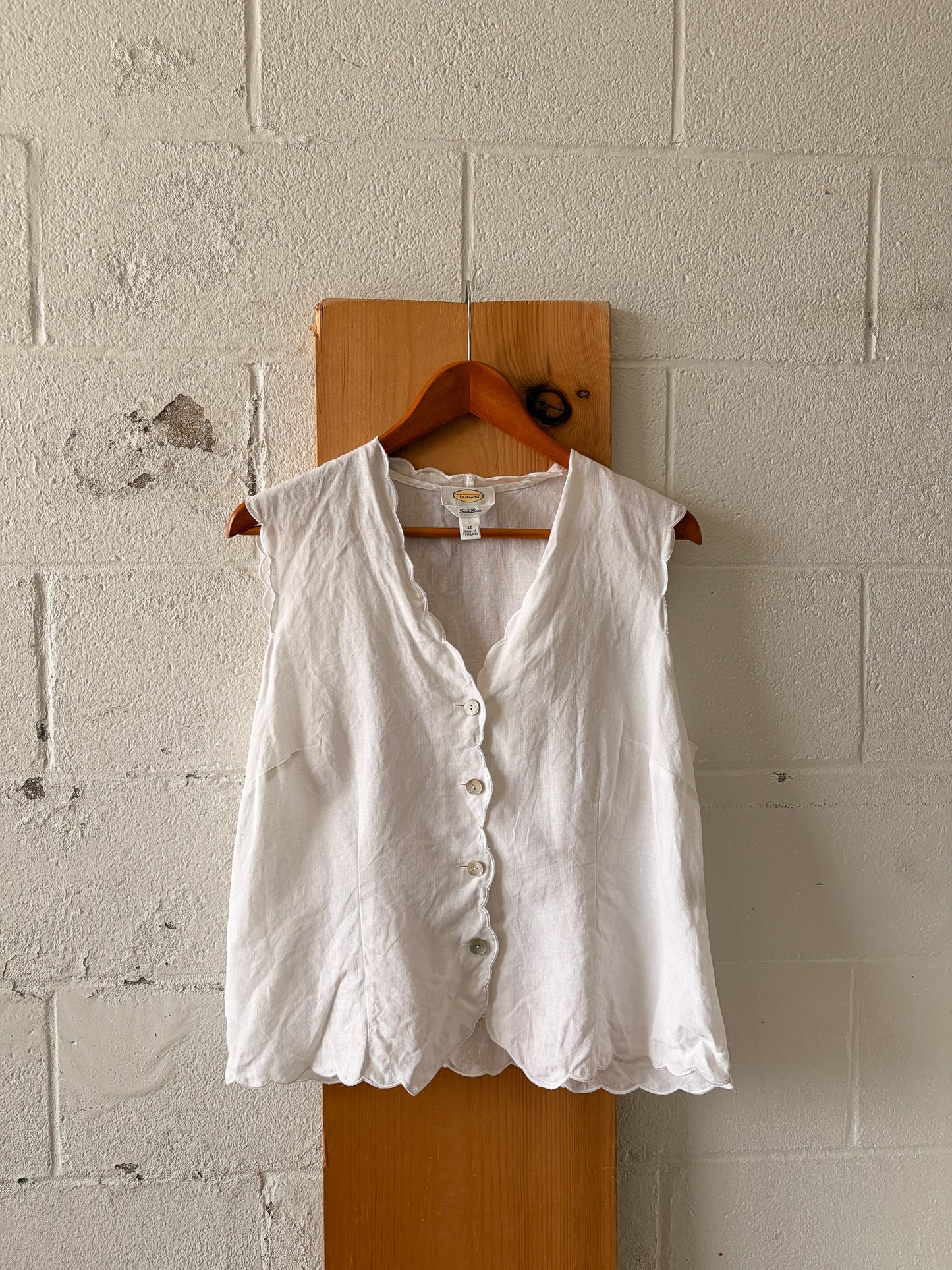 White Scalloped Linen Blouse : 16
