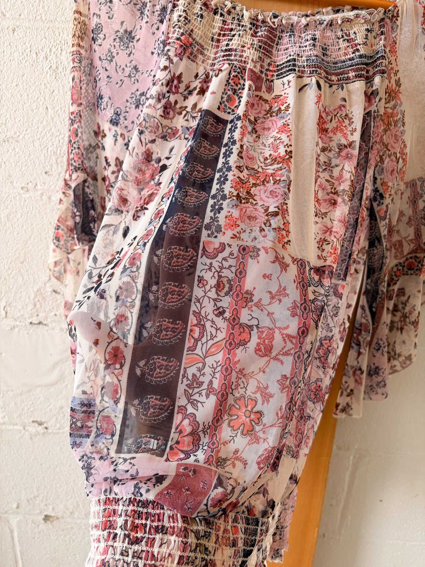 Floral Sheer Blouse : M/L