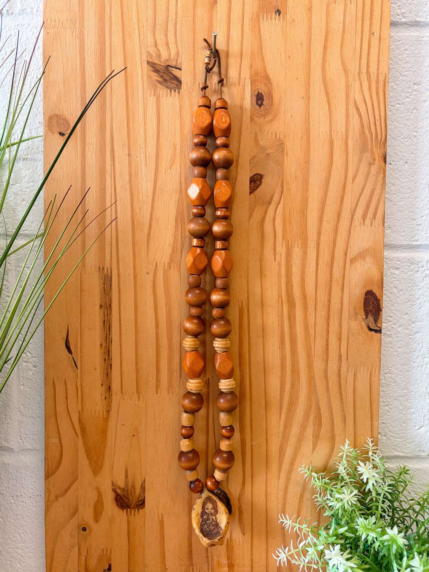 Vtg Wooden Beaded Necklace