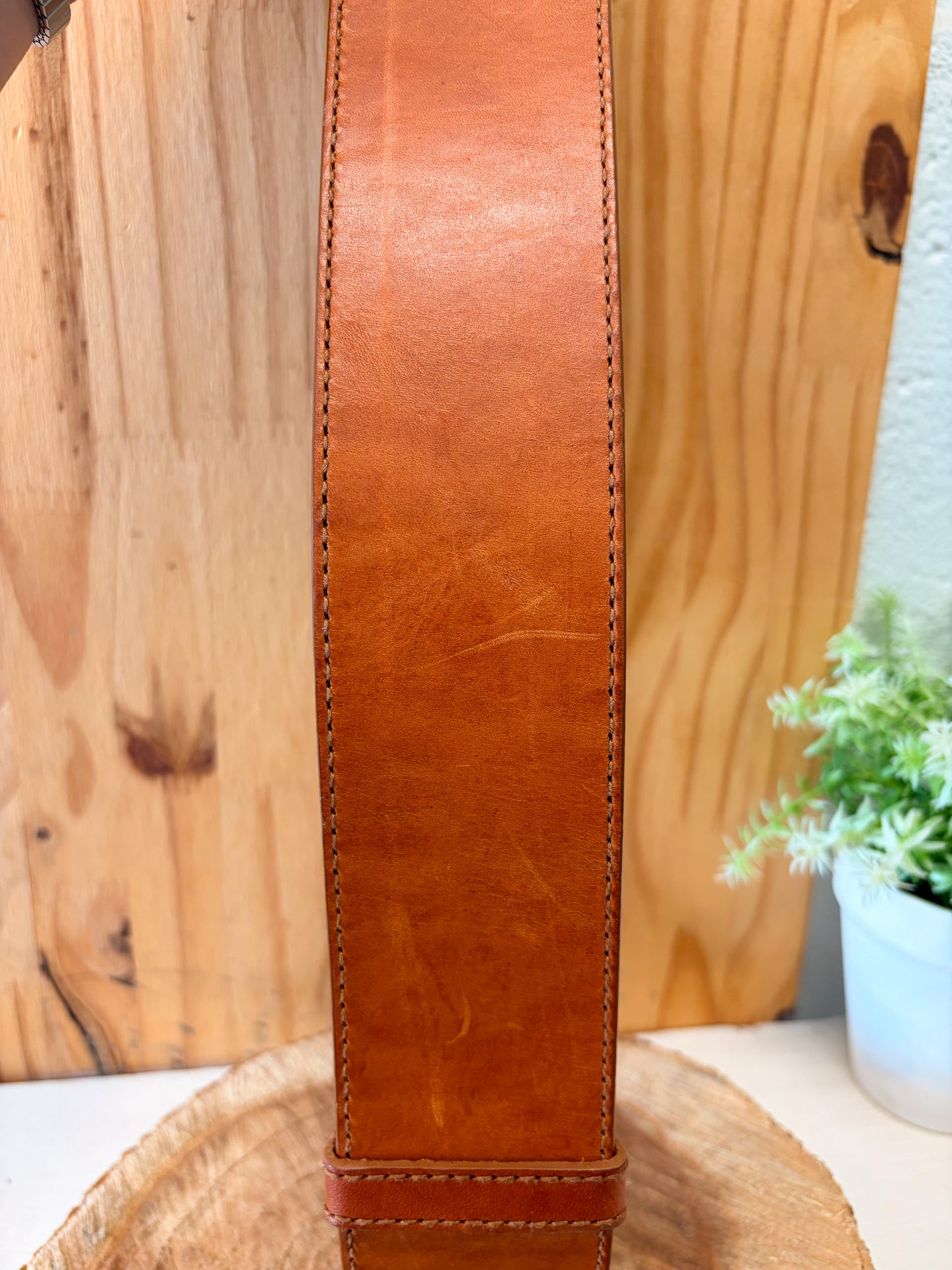 Brown Round Buckle Leather Belt : 1X/2X