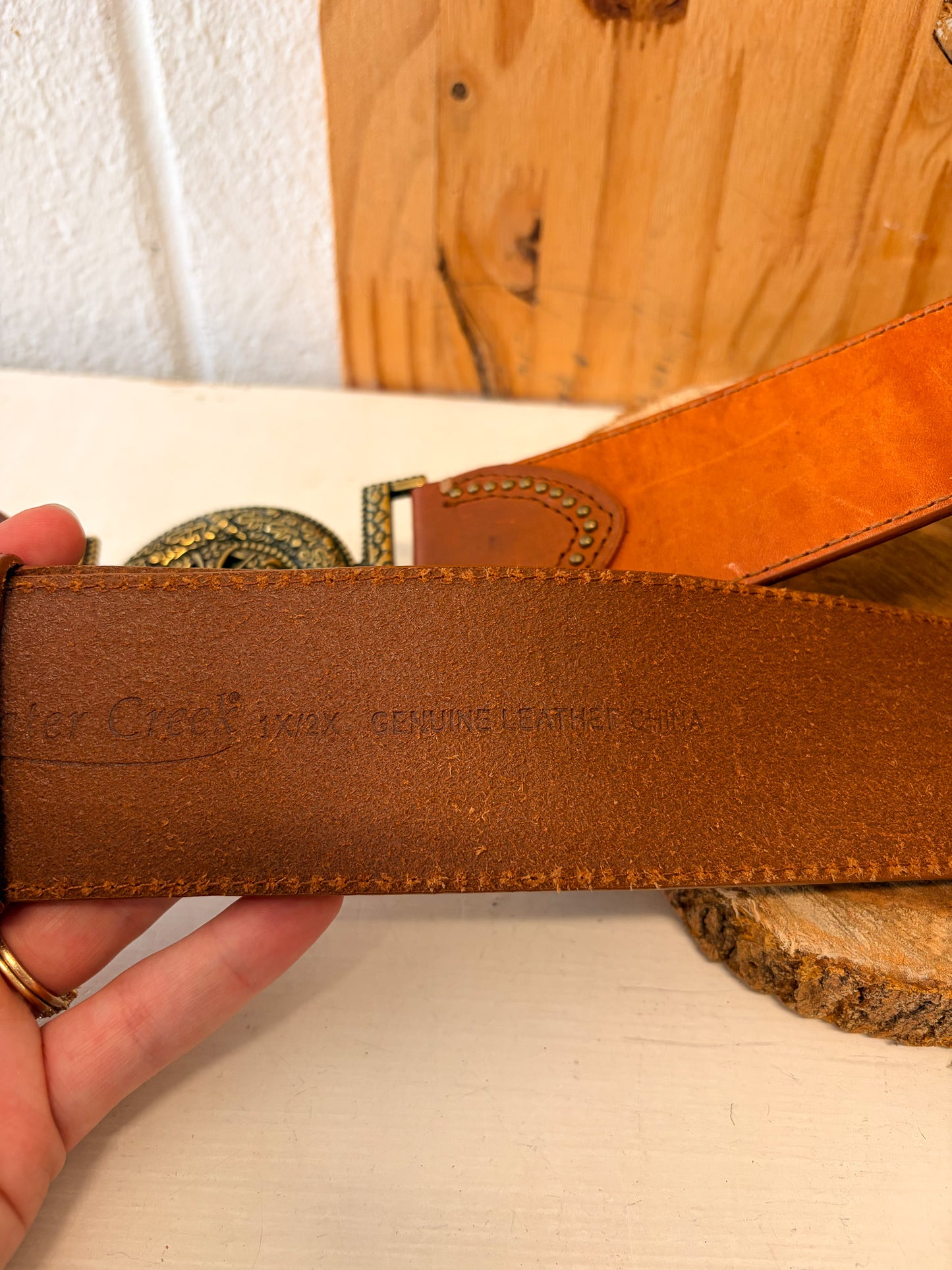 Brown Round Buckle Leather Belt : 1X/2X