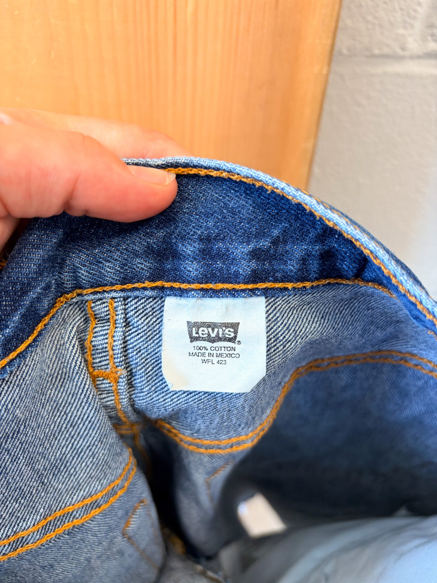 Y2K Levi's 501 Cut Offs : 32"W
