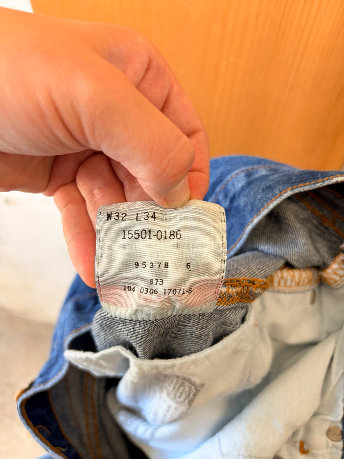 Y2K Levi's 501 Cut Offs : 32"W