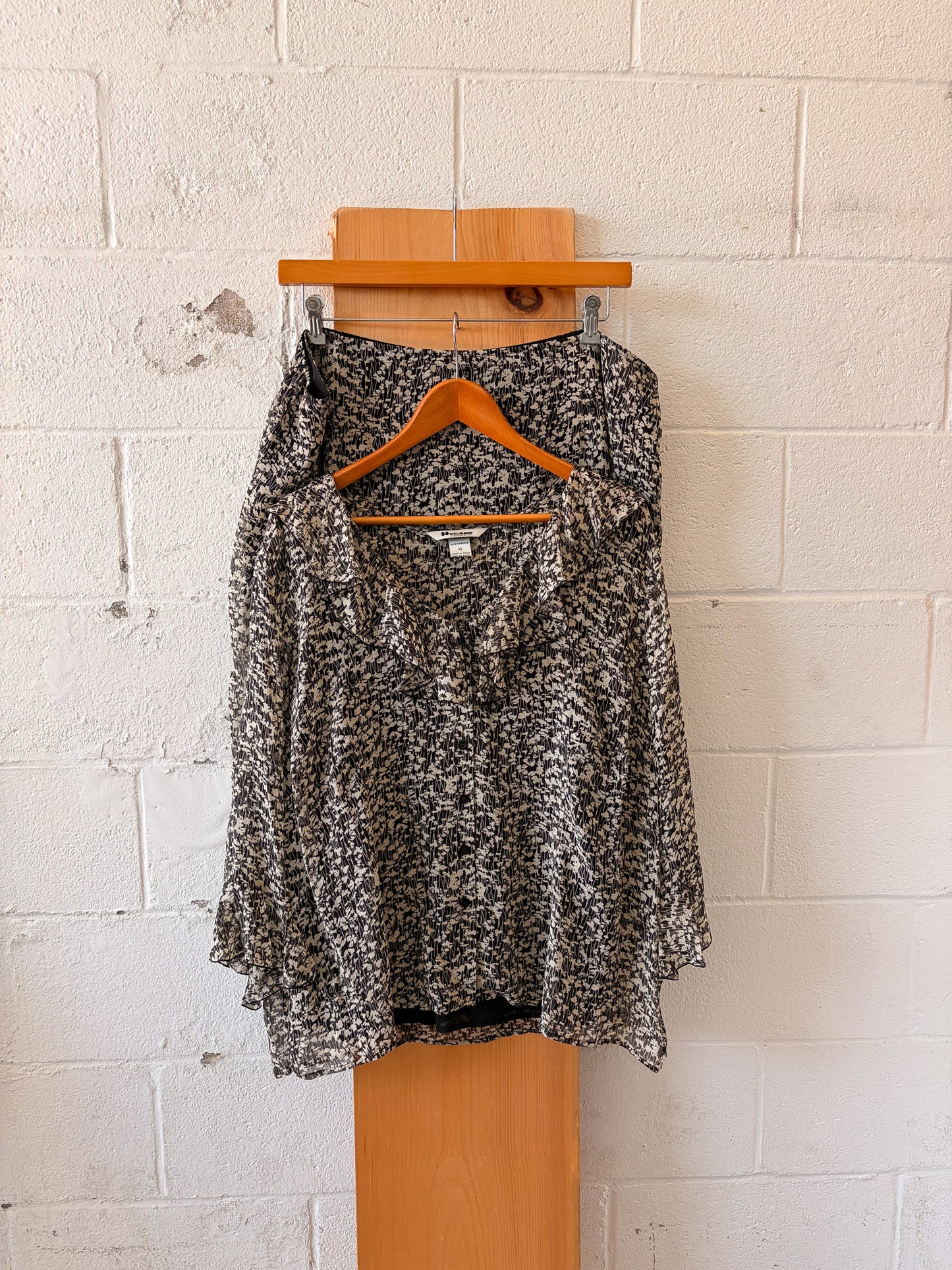 Floral Patterned Silk Set : 22