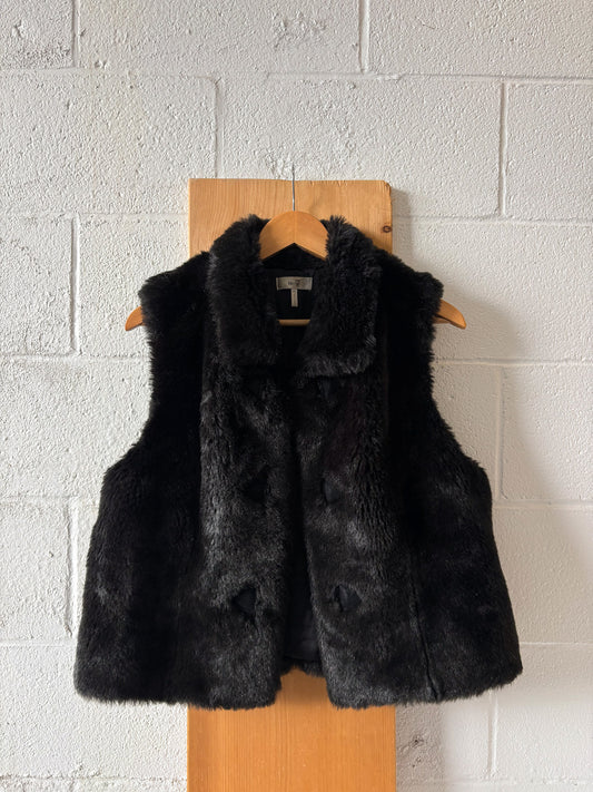 Black Faux Fur Vest : XL