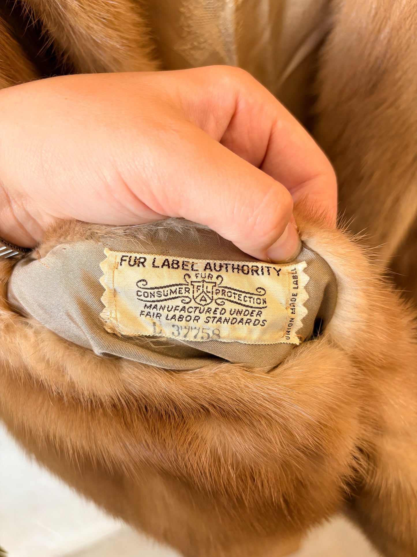 Vtg Fur Coat : M/L (Local Pick Up Only)