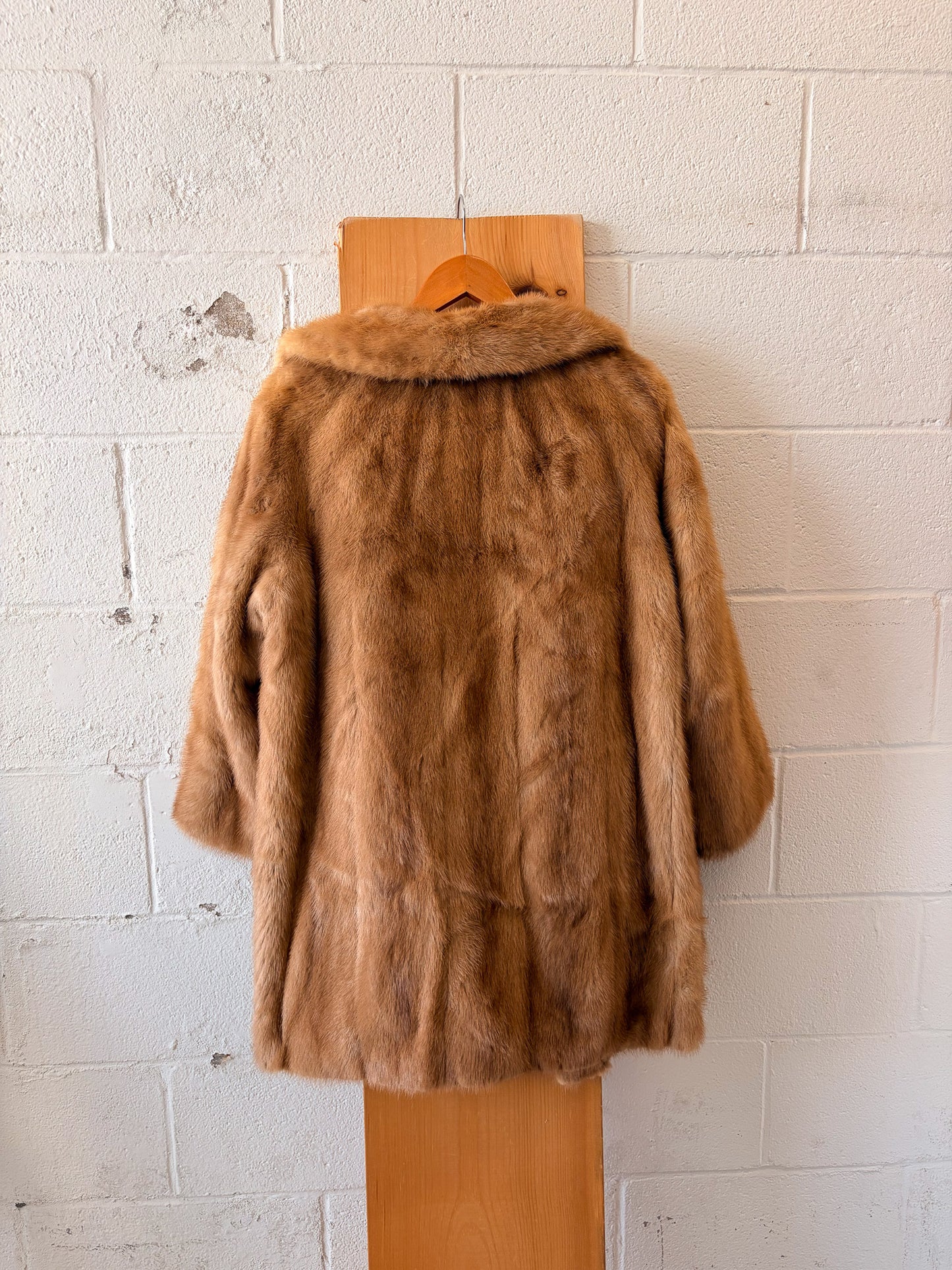 Vtg Fur Coat : M/L (Local Pick Up Only)