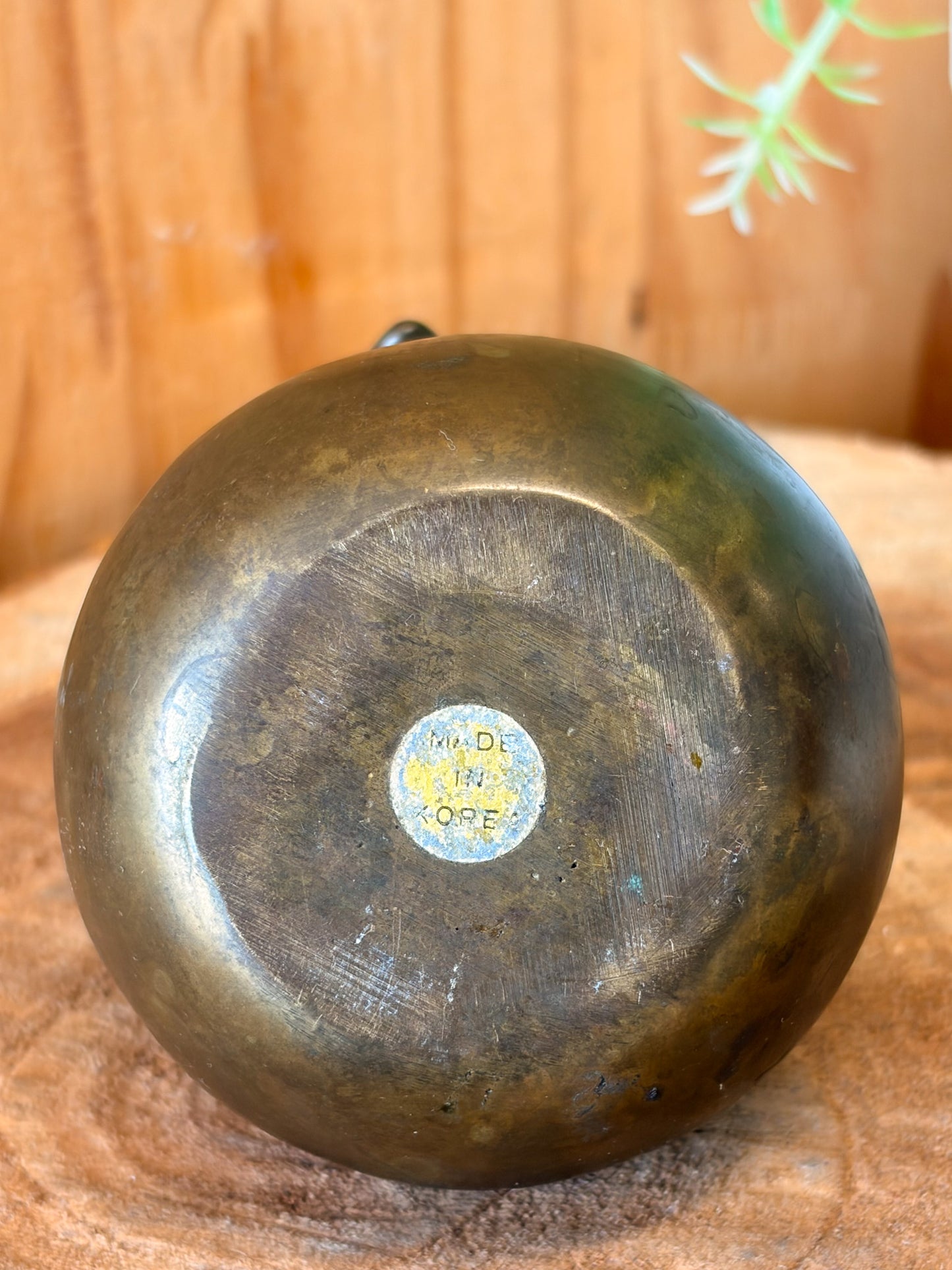Vtg Brass Apple Paperweight