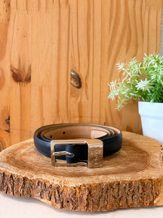 DKNY Classic Skinny Black Leather Belt : XL