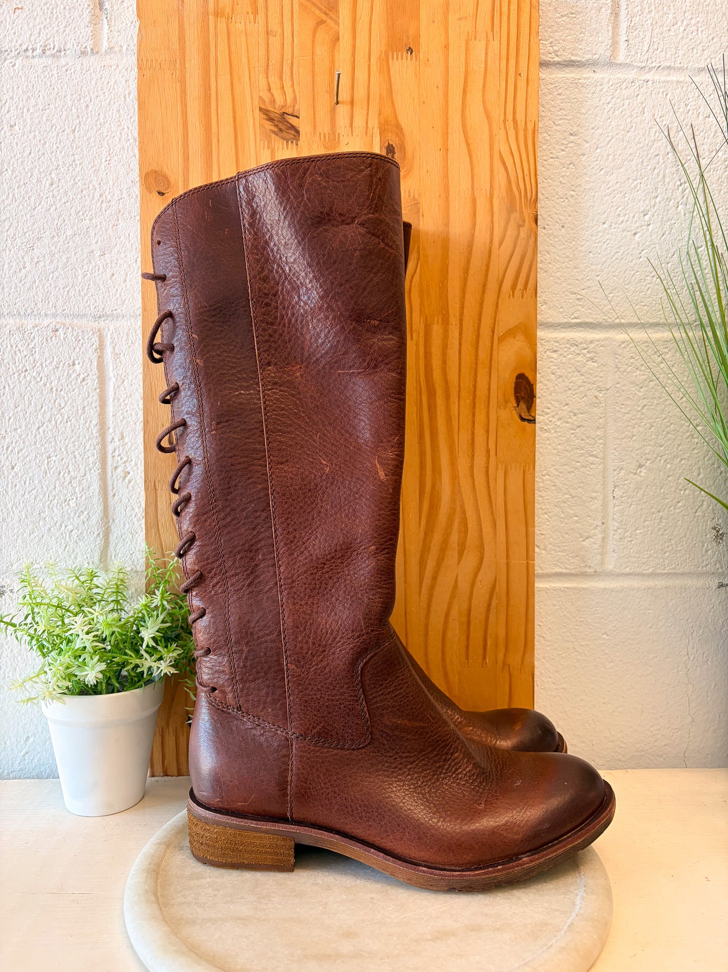 Sofft Brown Zip Lace-Up Leather Boots : Size 7 (Local Pick Up Only)