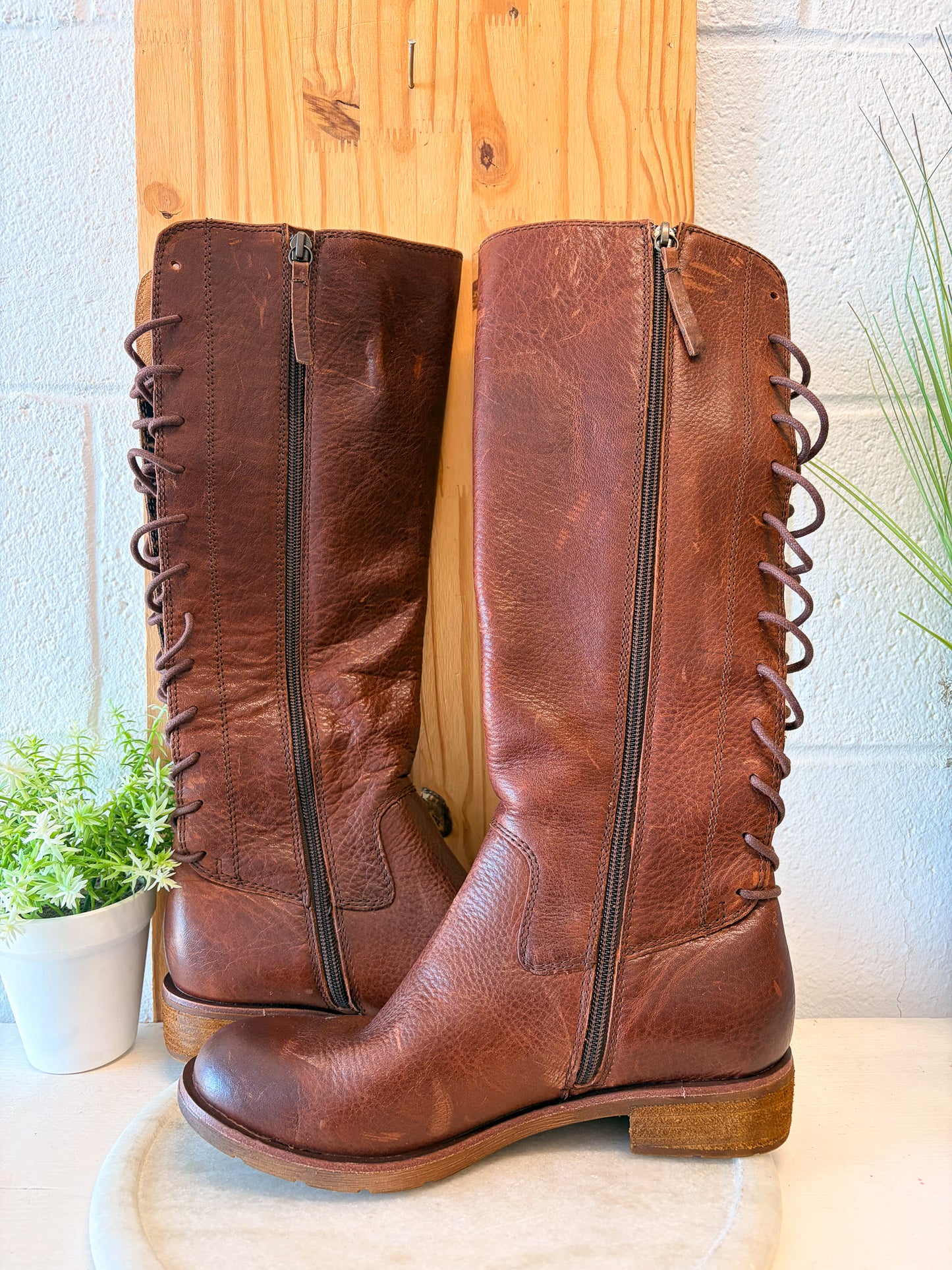 Sofft Brown Zip Lace-Up Leather Boots : Size 7 (Local Pick Up Only)