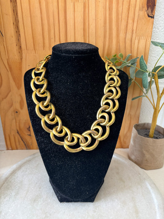 Chunky Gold Tone Necklace