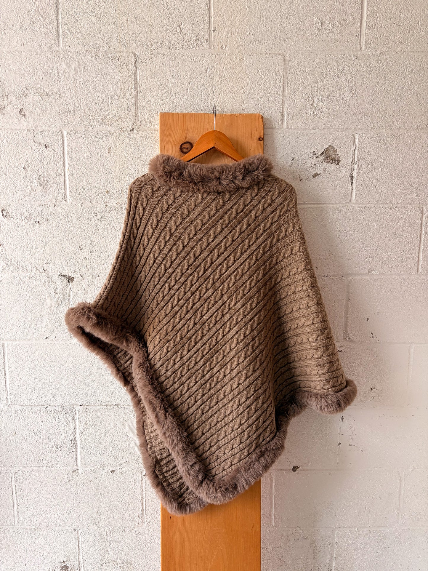 Faux Fur Trimmed Poncho : OS