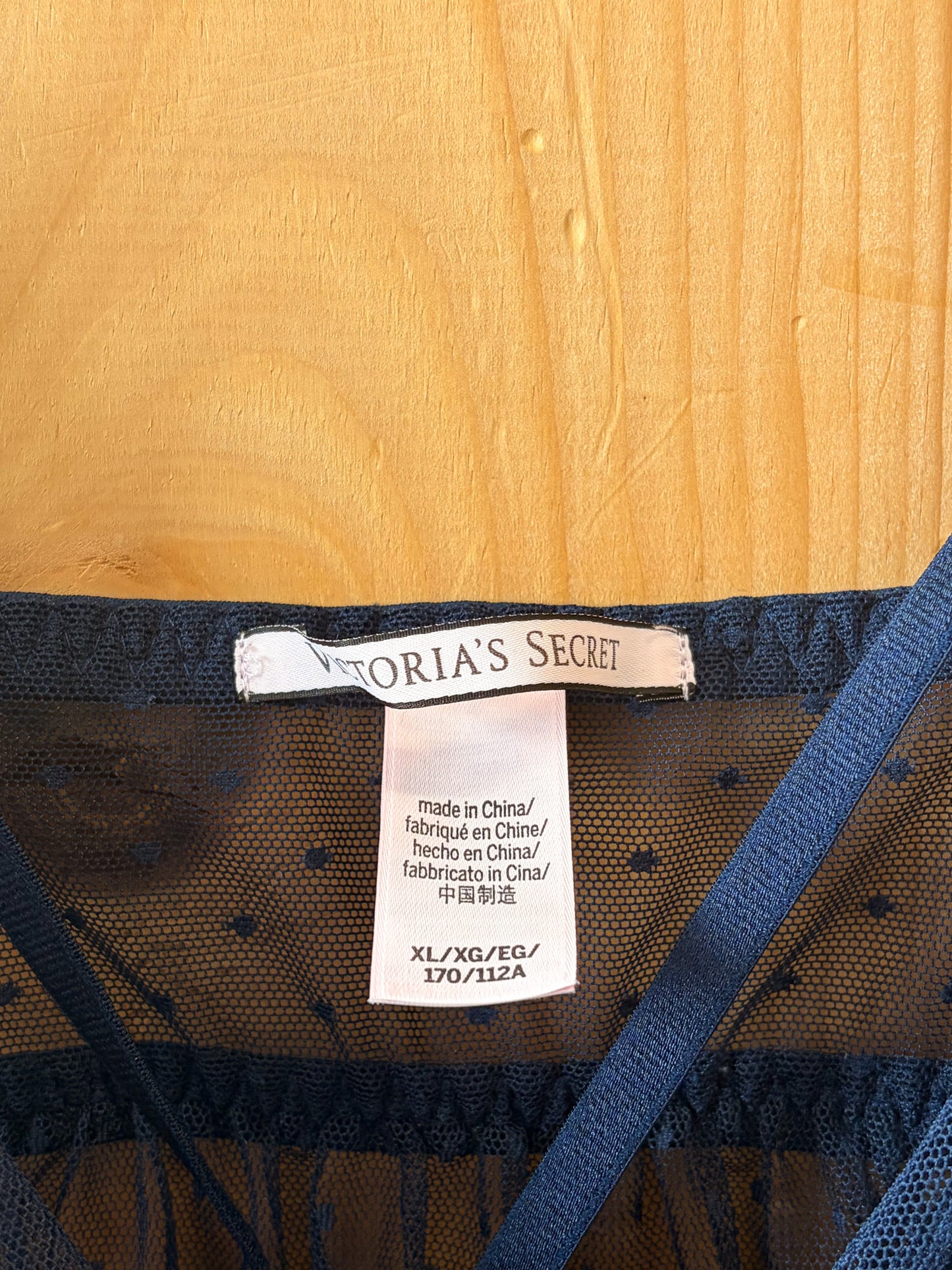 Victoria's Secret Navy Slip : XL
