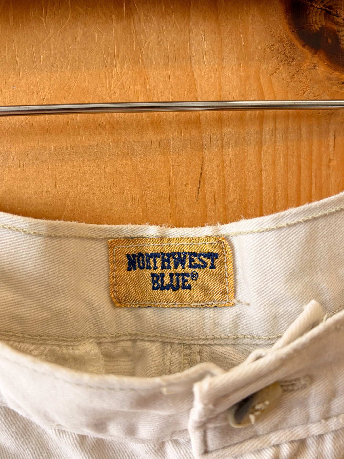 Vtg White Northwest Blue Shorts : 16