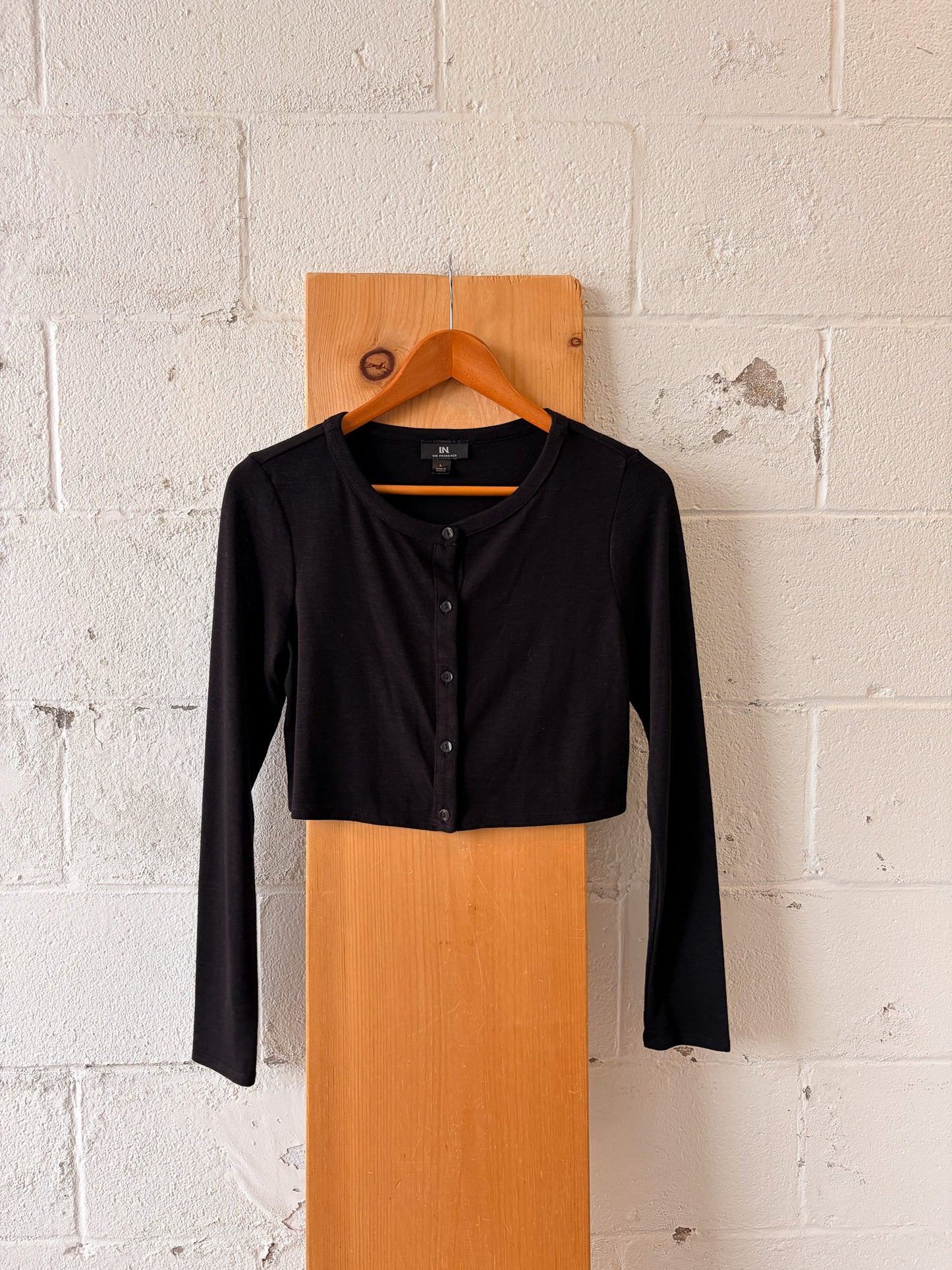 Cropped Black Cardigan : M/L