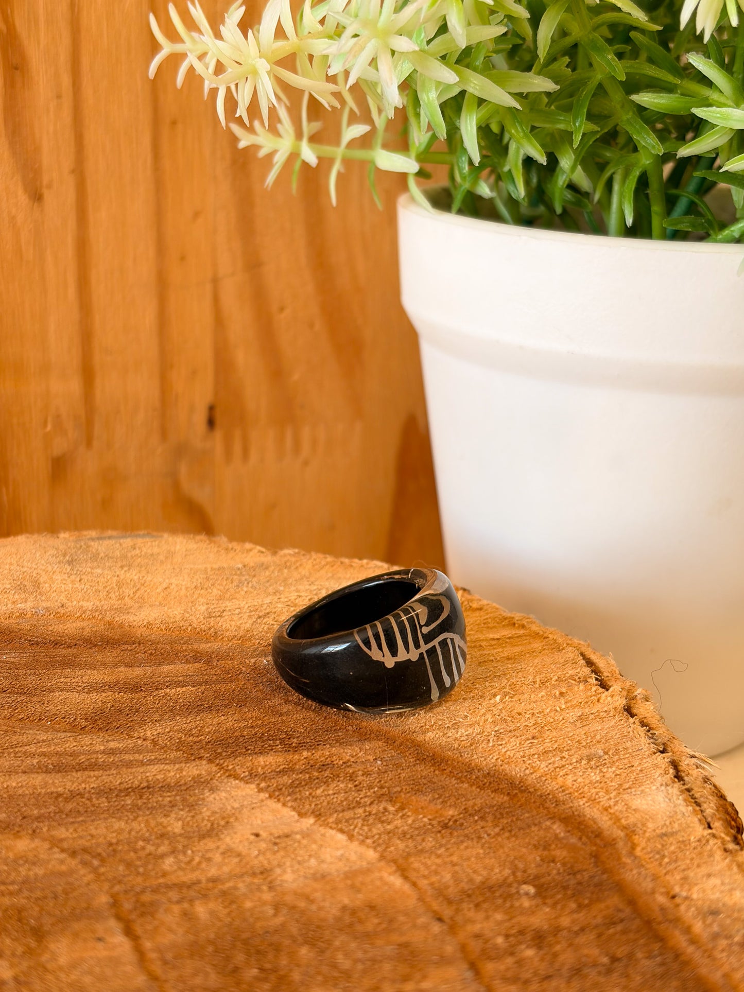 Black & White Statement Ring : Size 7.5