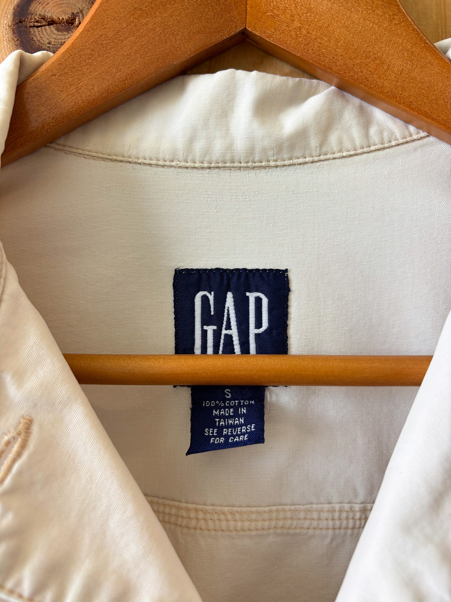Cream GAP Jacket : S
