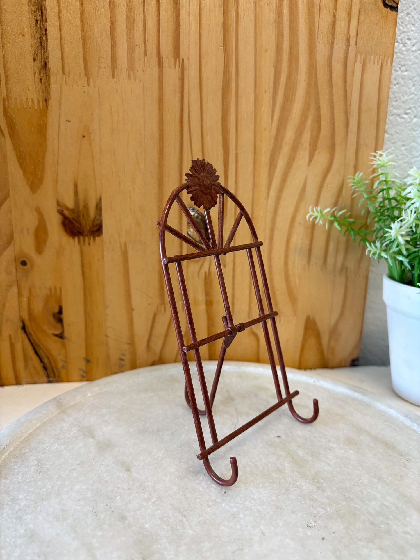 Red Sunflower Photo Stand