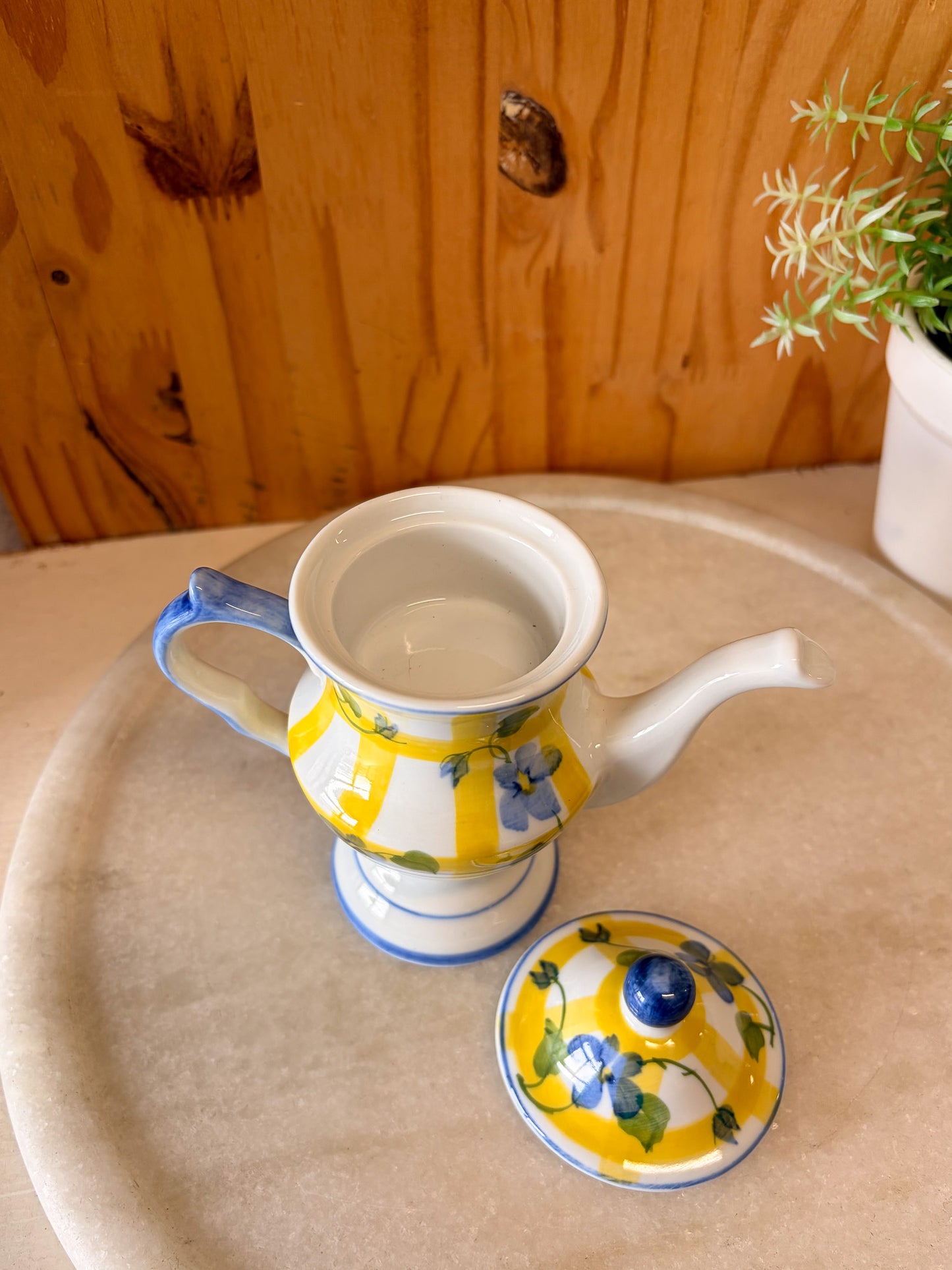 Vtg Teapot-Shaped Votive Candle Holder (Local Pick Up Only)