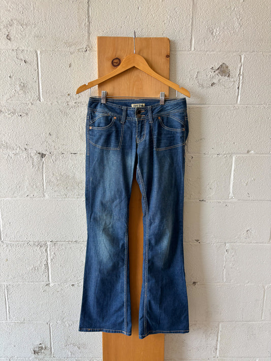 Low Rise Flare Jeans : Jrs 7