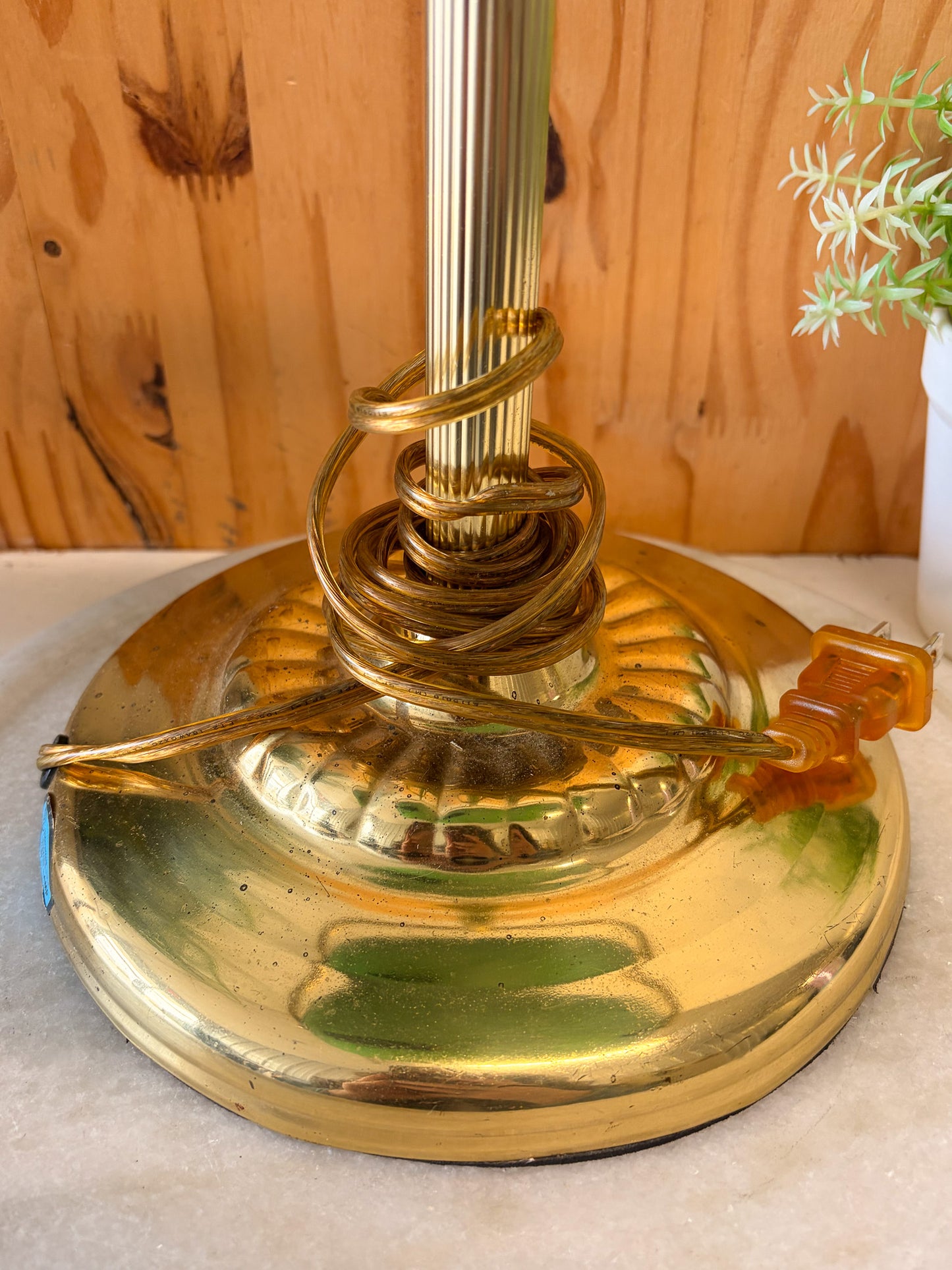 Vtg Green & Brass Banker's Desk Lamp (Local Pick Up Only)