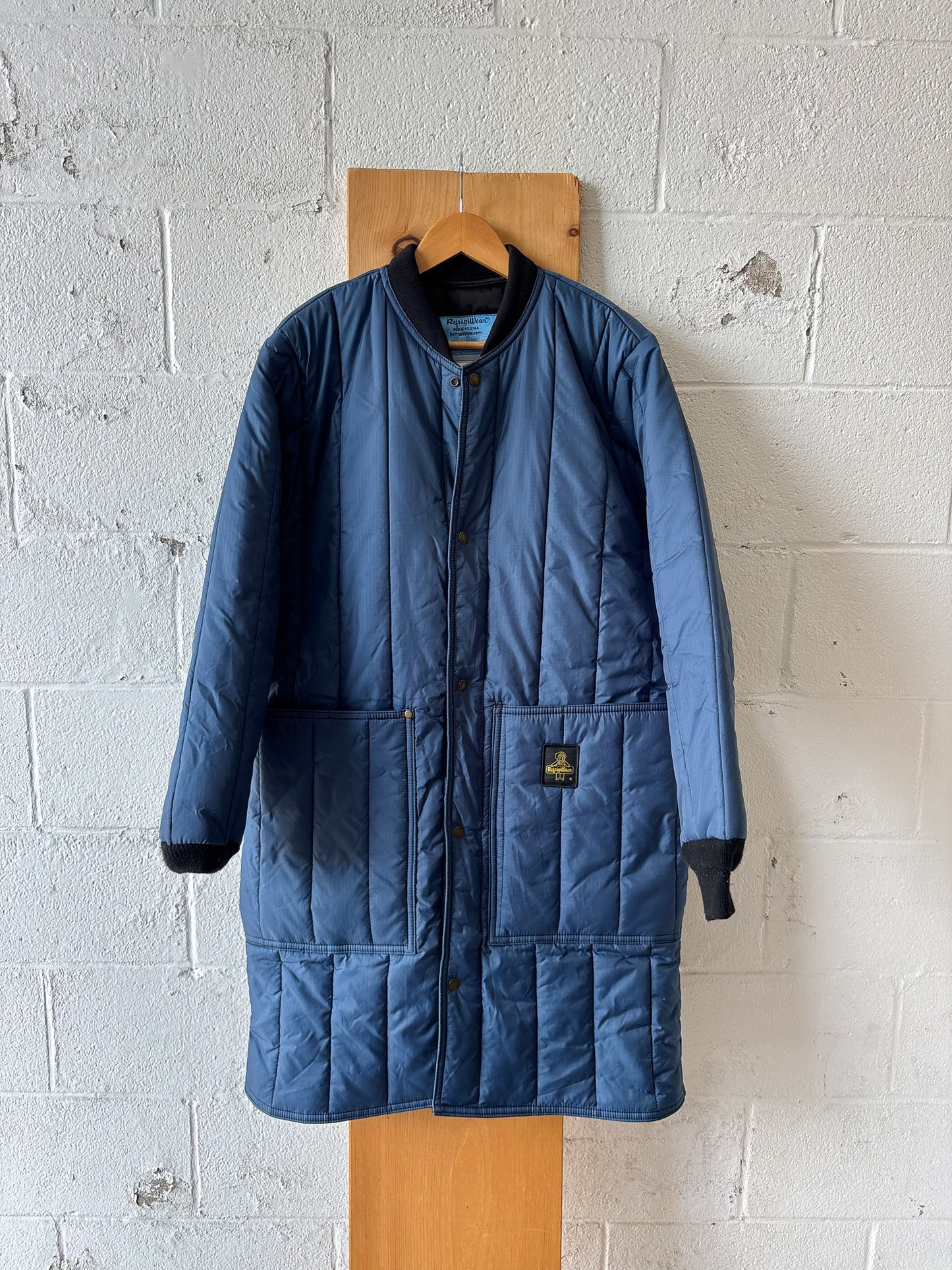 Refrigiwear Coat : M (Local Pick Up Only)