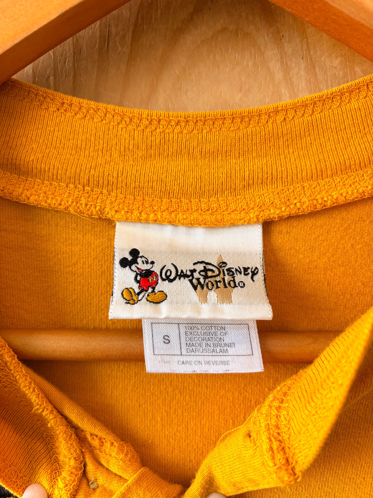 Vtg Mickey & Friends Embroidered Henley : S