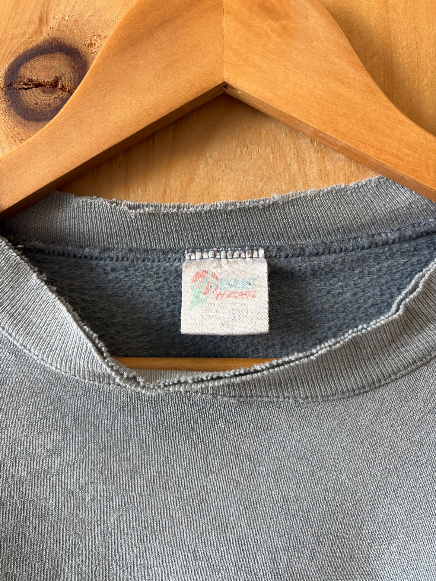 Vtg Distressed Birdhouse Crewneck : XL