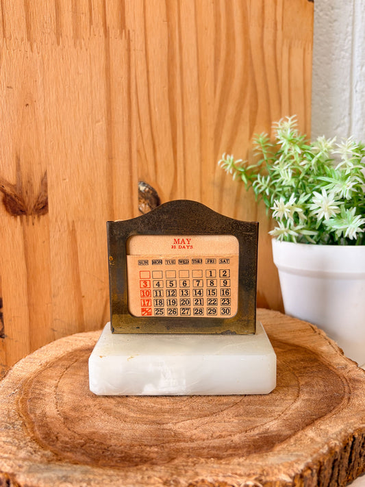 Vtg Perpetual Desk Calendar (Local Pick Up Only)