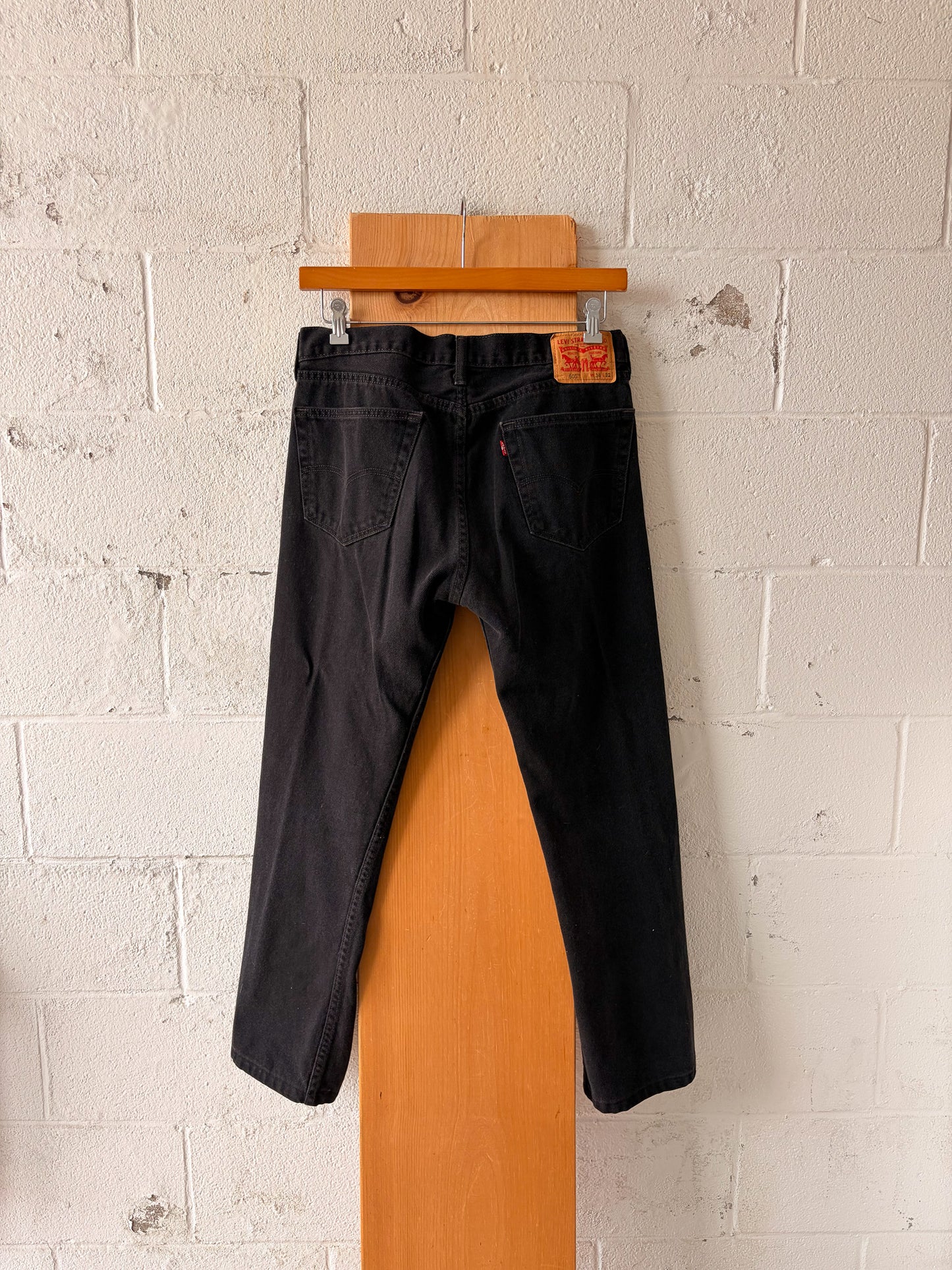Black Levi's 505 Jeans : 34x32