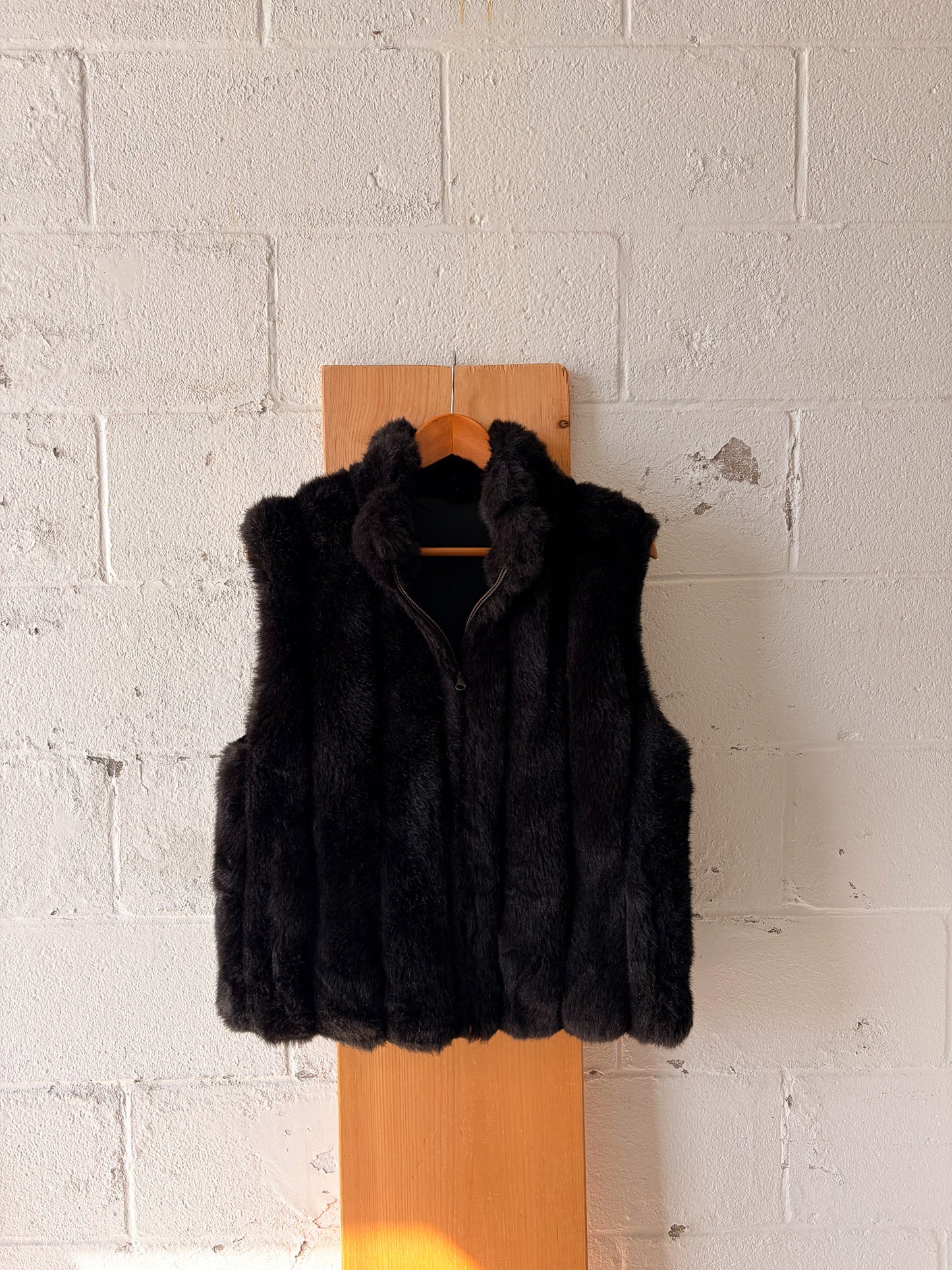 Reversible Faux Fur Vest : L