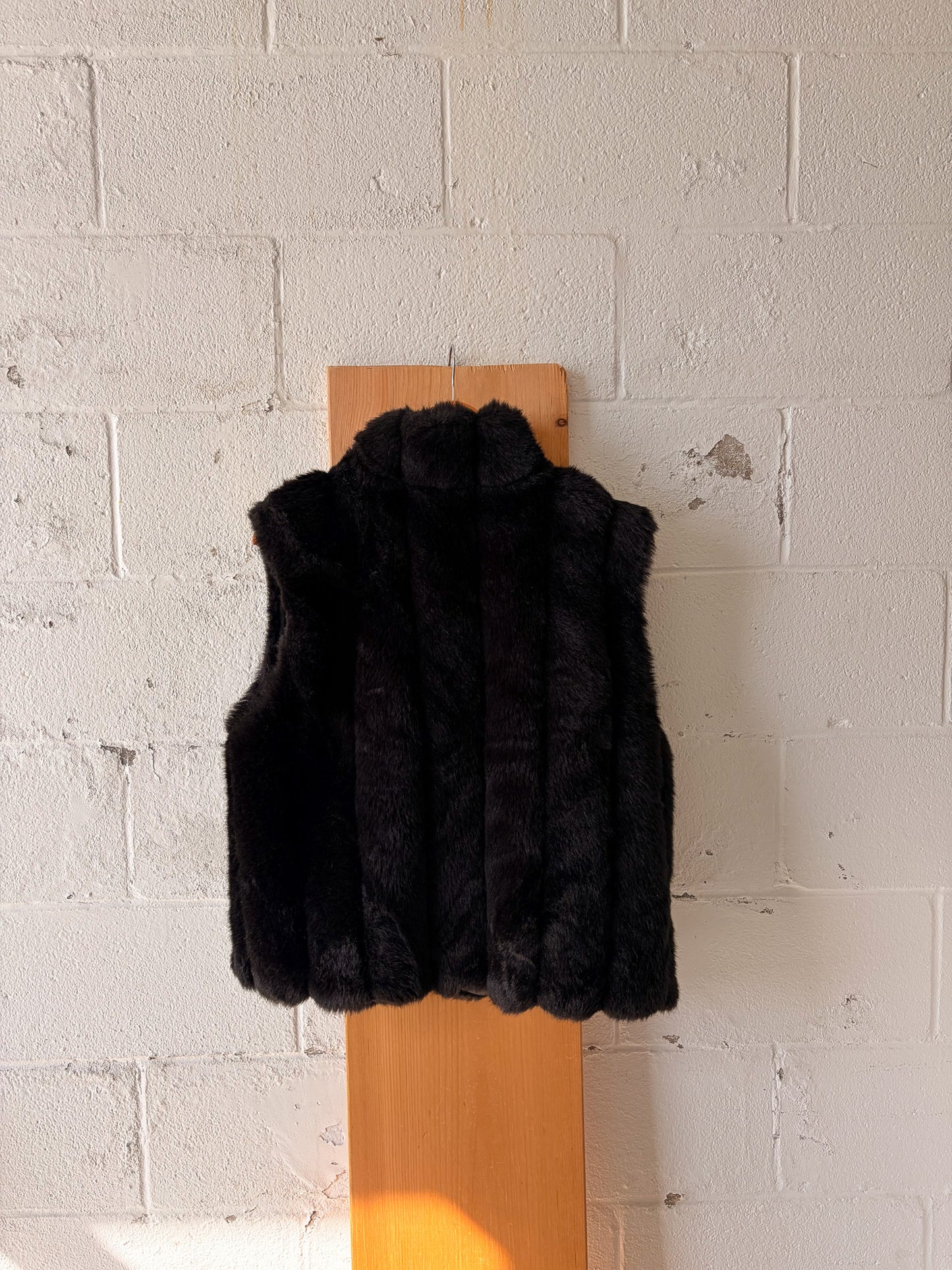 Reversible Faux Fur Vest : L