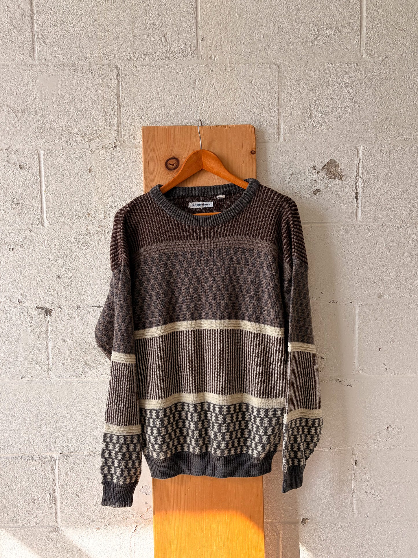 Neutral Patterned Sweater : L