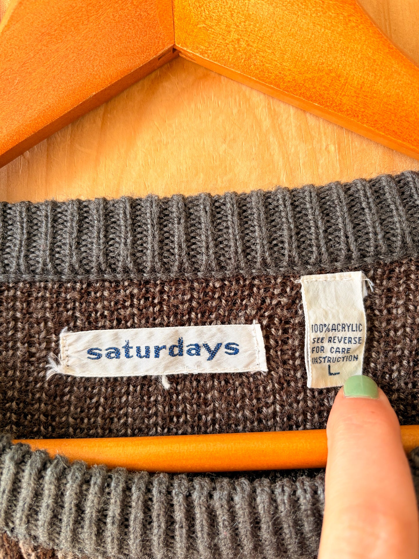 Neutral Patterned Sweater : L