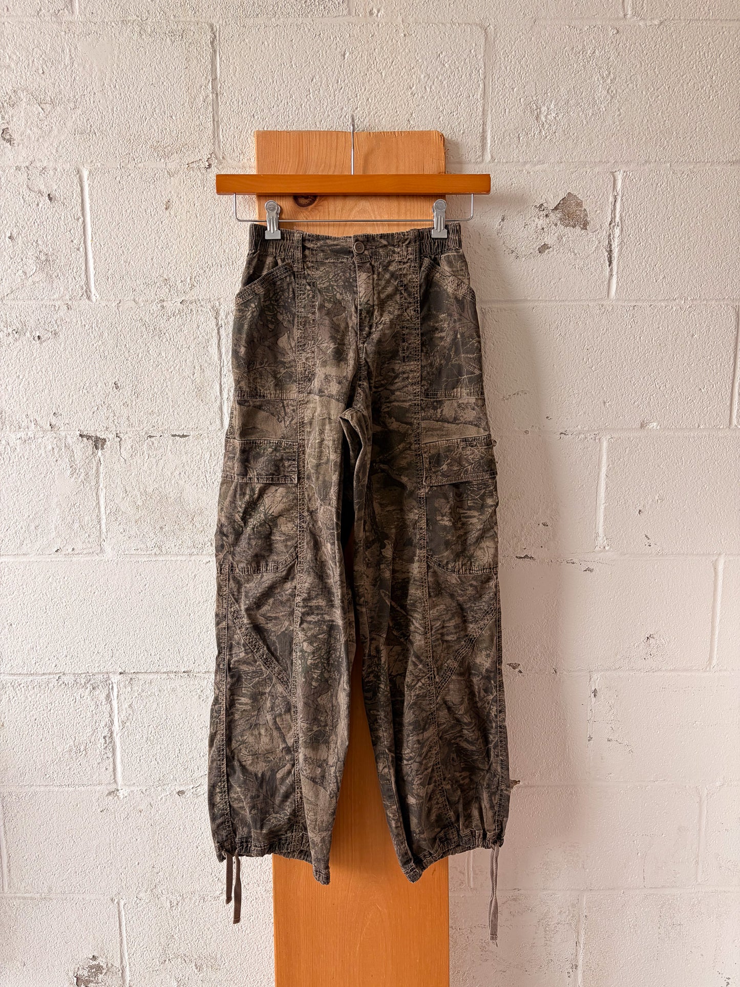 Unionbay Camo Cargo Pants : 3