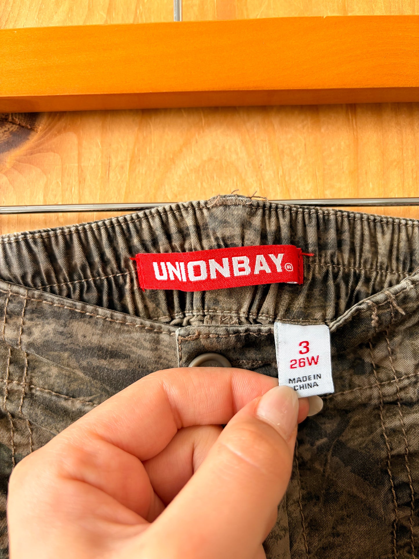 Unionbay Camo Cargo Pants : 3