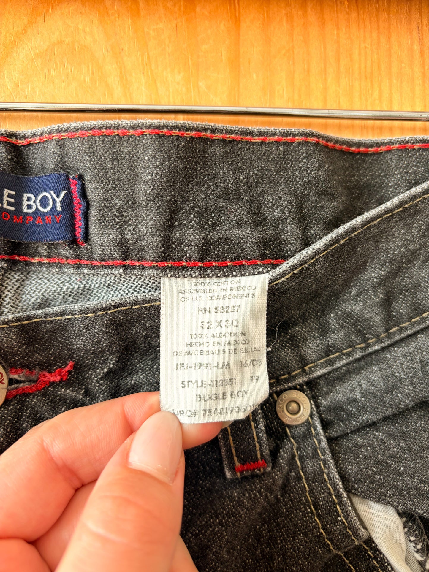 Black Bugle Boy Jeans : 32x30