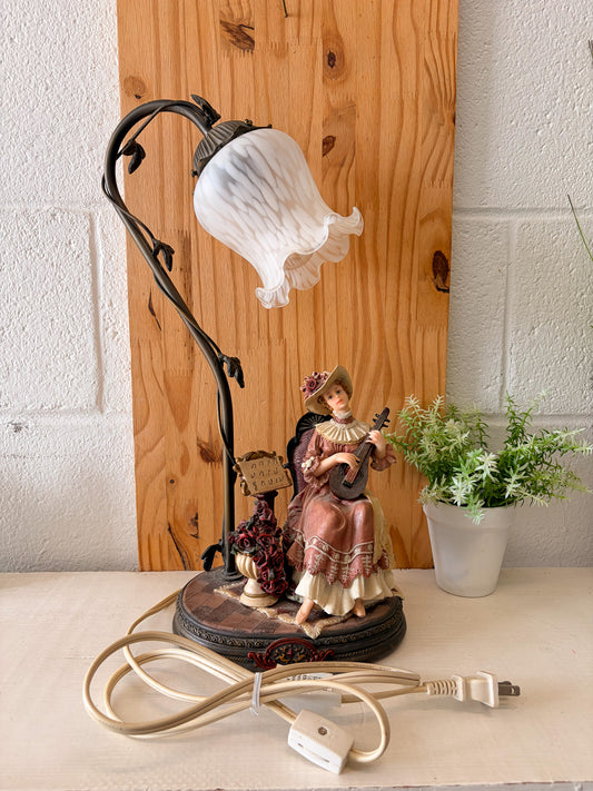 Vtg Montefiori Collection Victorian Tulip Lamp (Local Pick Up Only) (Tested & Works!)