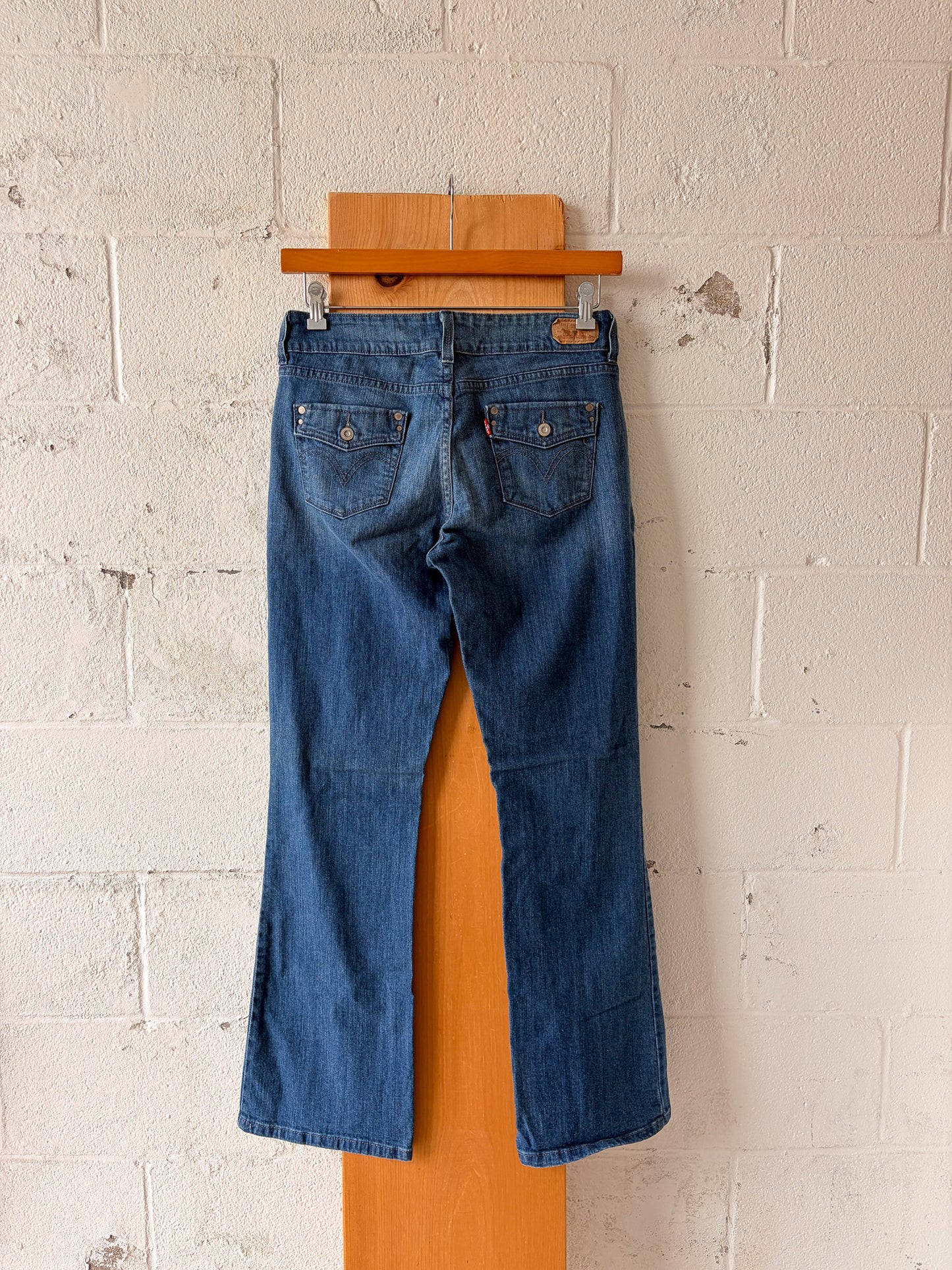 Levi's 526 Slender Boot Jeans : 32"W