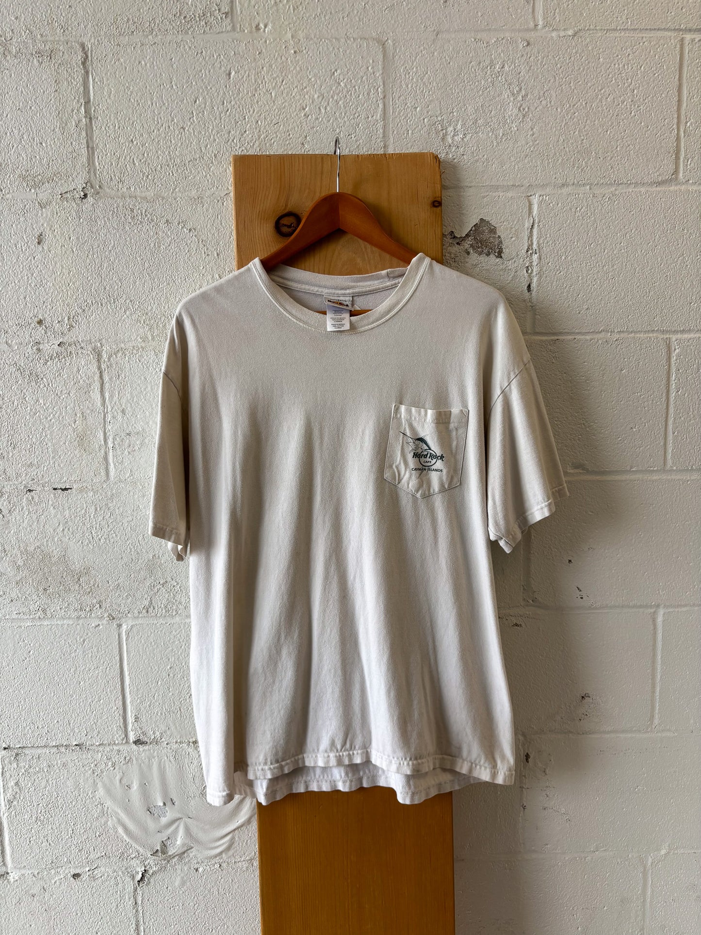 Hard Rock Cafe Cayman Islands Tee : XL