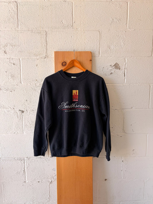 Smithsonian Museum Crew : M