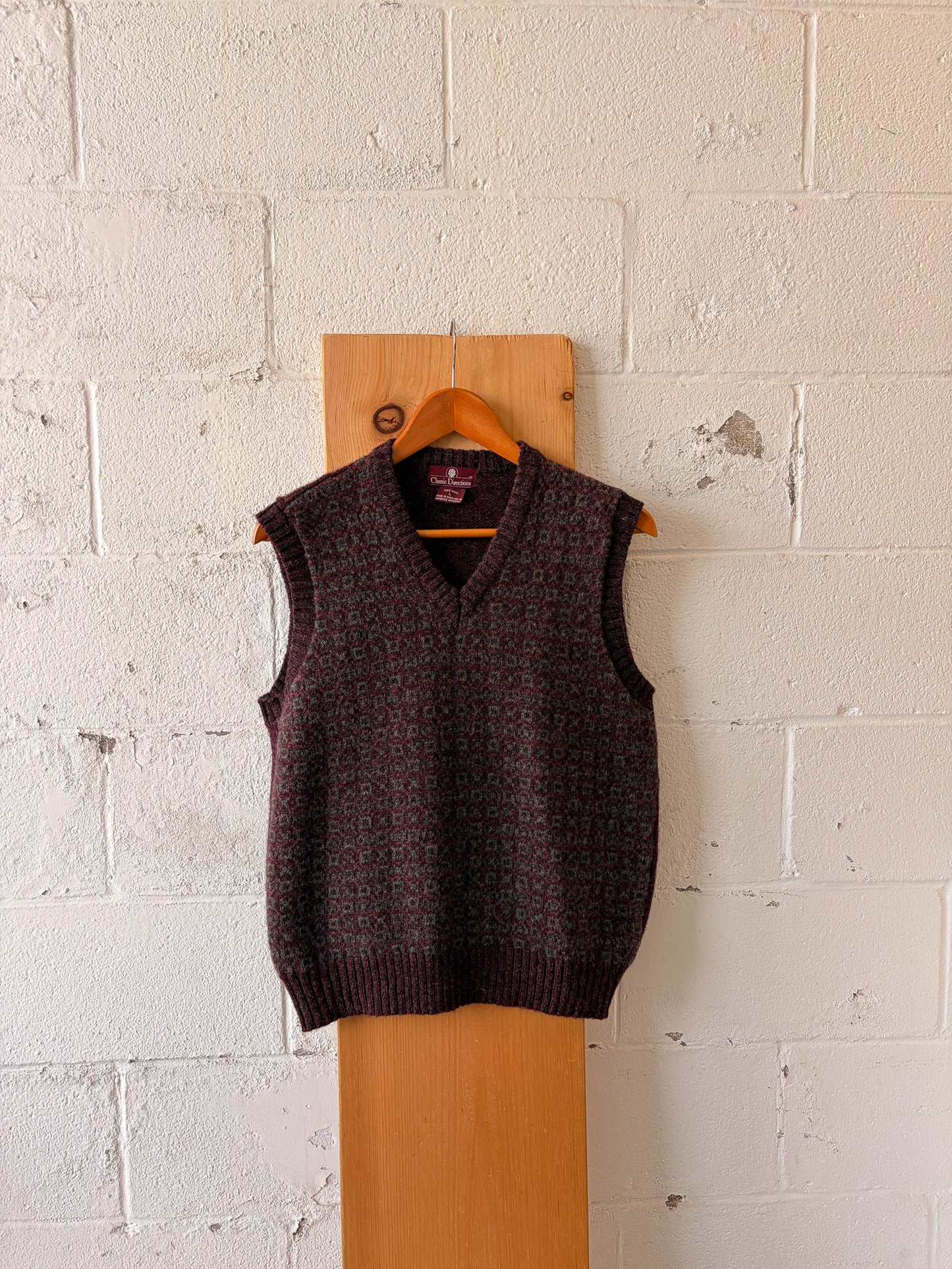 Vtg Maroon Wool Sweater Vest : L