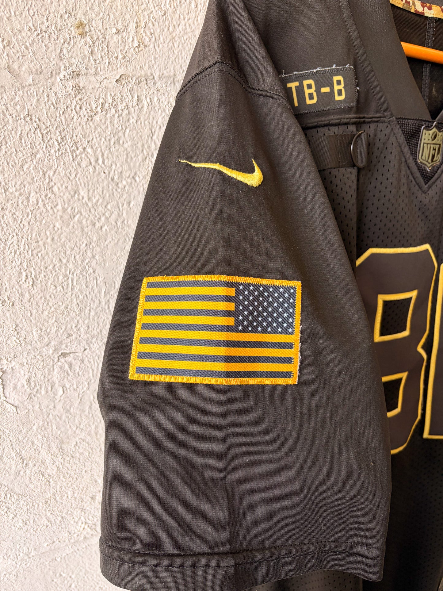 Nike Antonio Brown "Salute to Service" Jersey : L