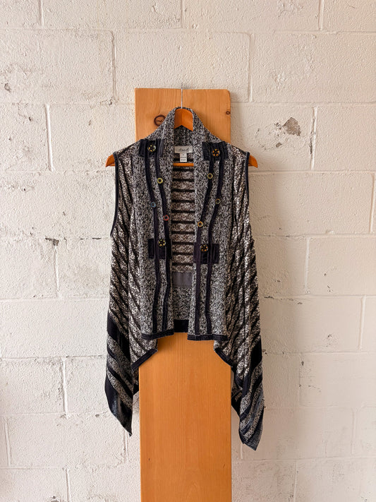 Asymmetrical Sleeveless Button Cardigan : M