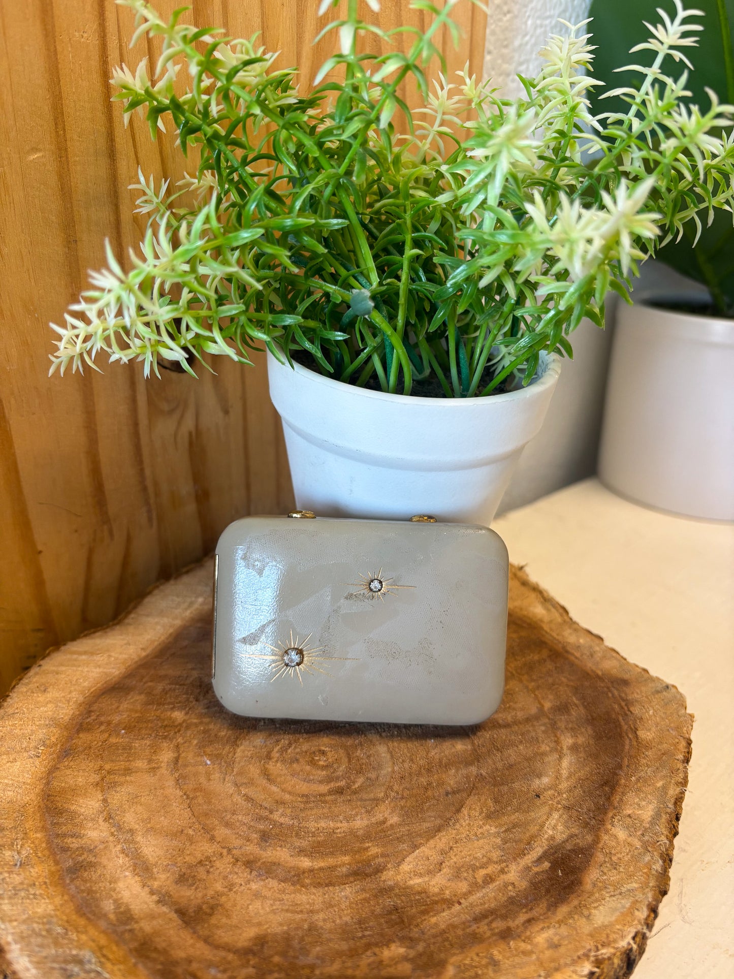 Vtg Buxton Key-Tainer