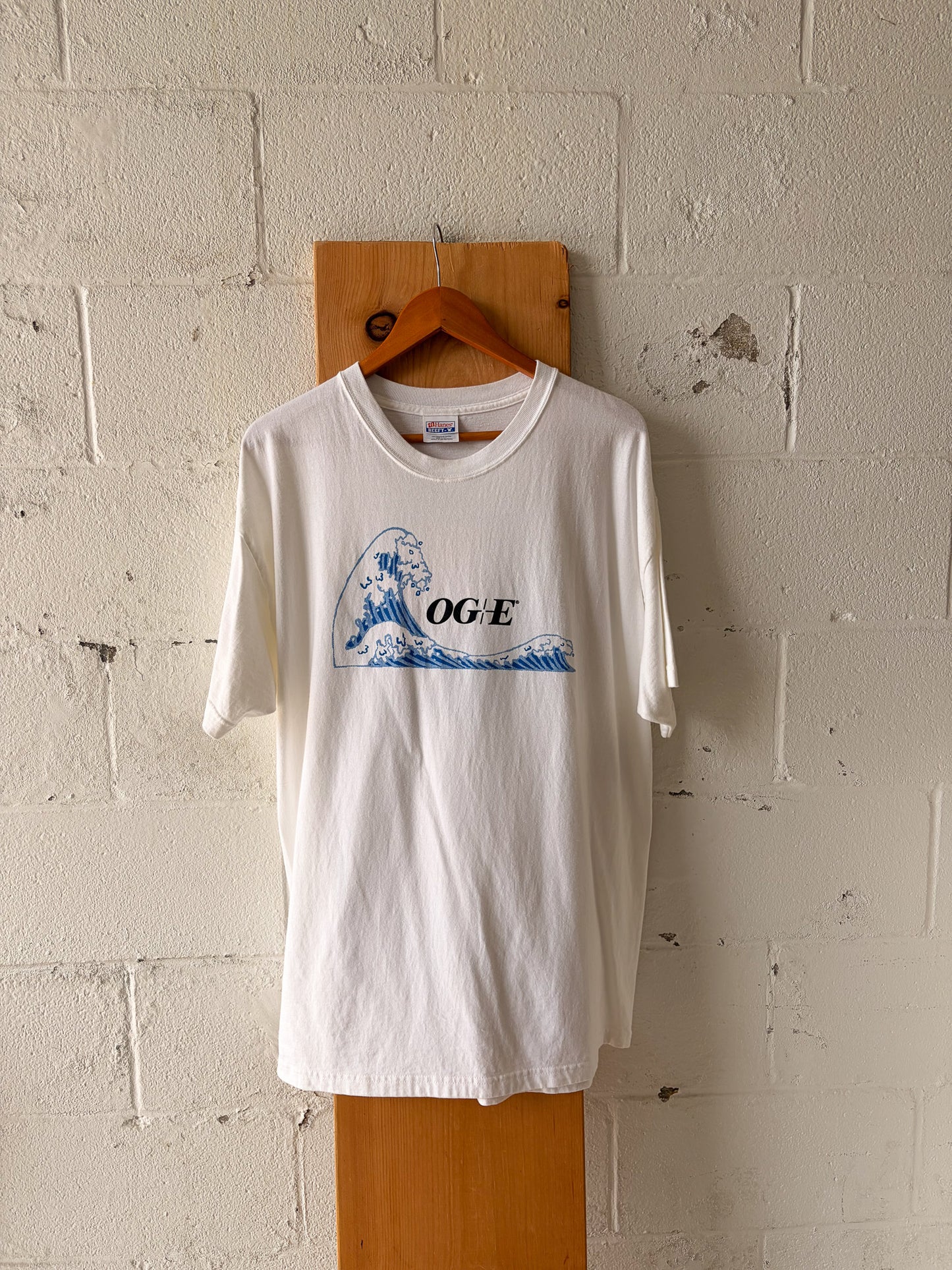 Vtg "Catch the Energy Wave" Surfing Tee : XL