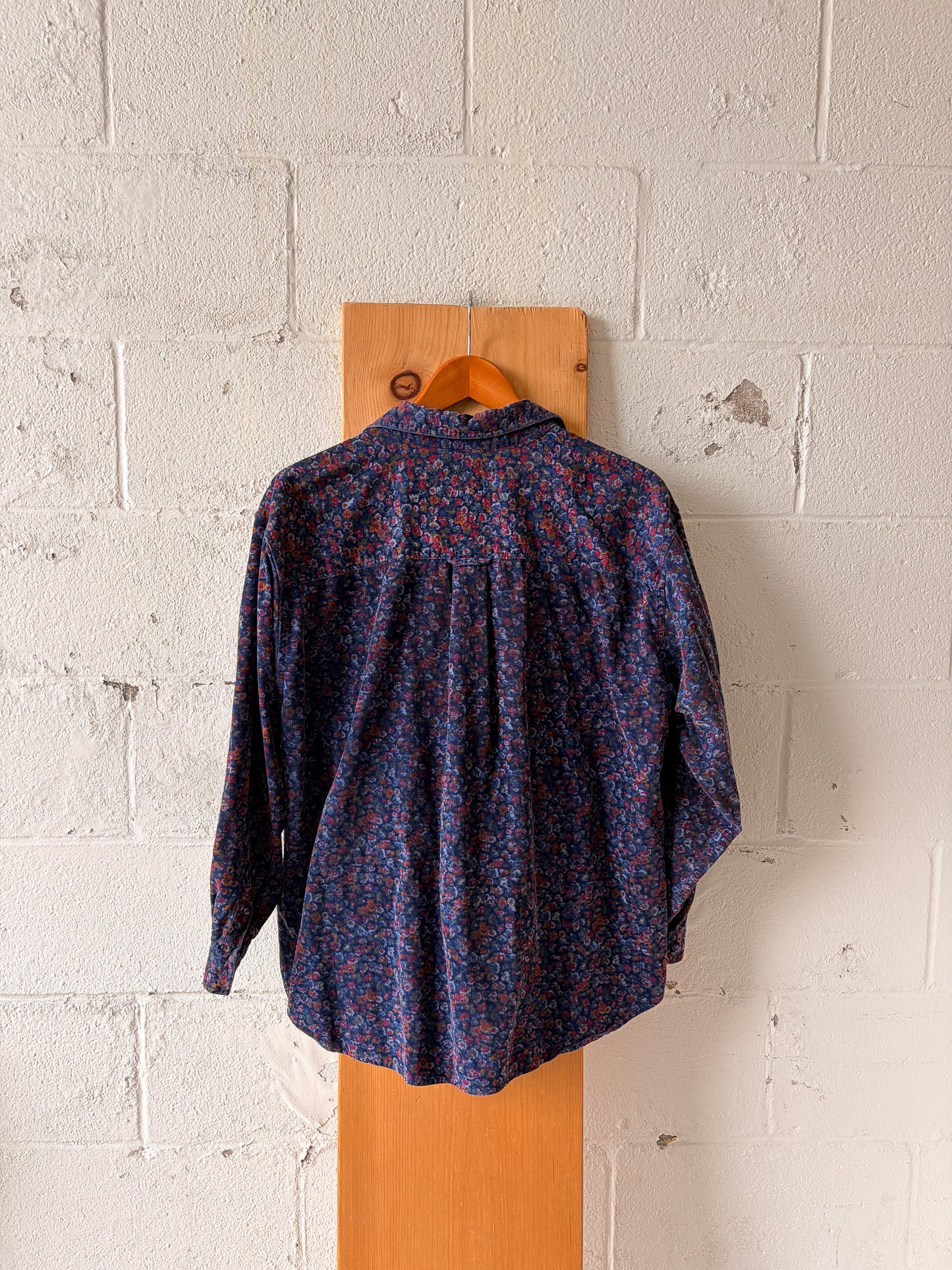 Floral Corduroy Button Up : L