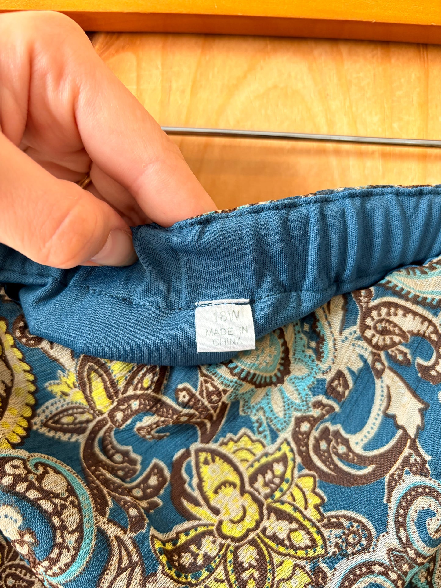 Brown & Blue Paisley Skirt : 18W